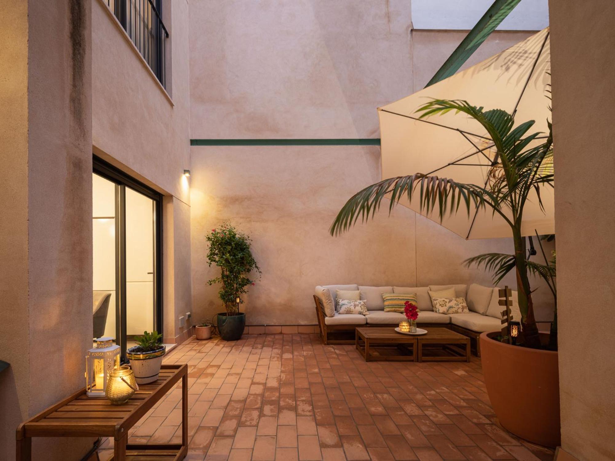 Apartamentos Terra Triana Seville Exterior photo